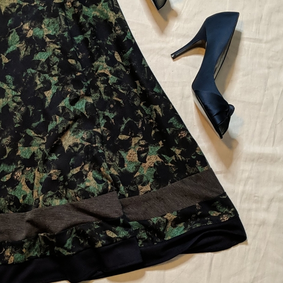 Eva Franco full skirted dress - Picture 3 of 5